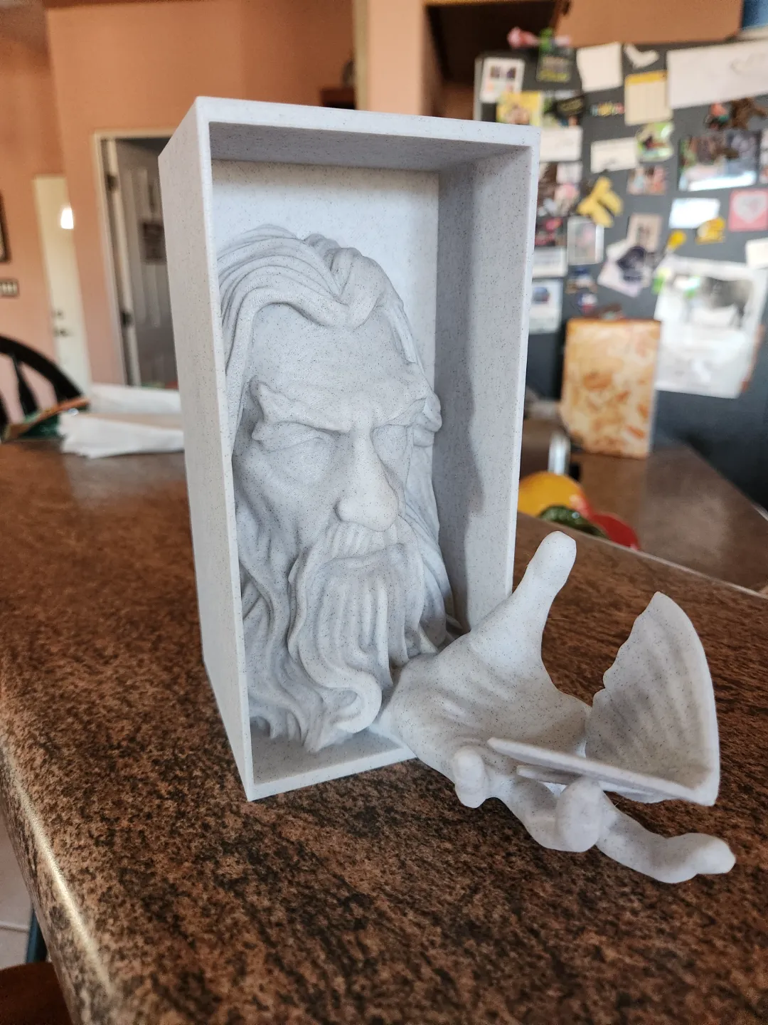 Gandalf Book Nook Insert – 3D Printed Wizard Shelf Decor with Butterfly and Hand – Lord of the Rings Inspired Gift
